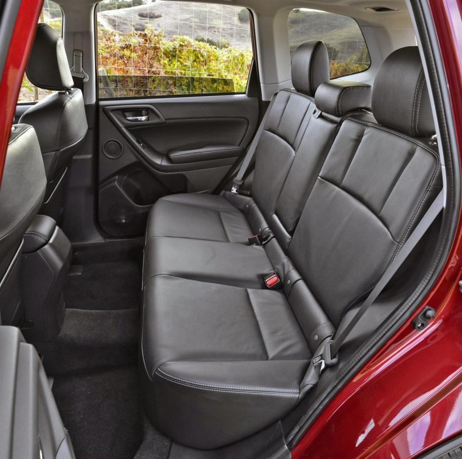  Subaru Forester 2014 года  (фото 26 из 48)